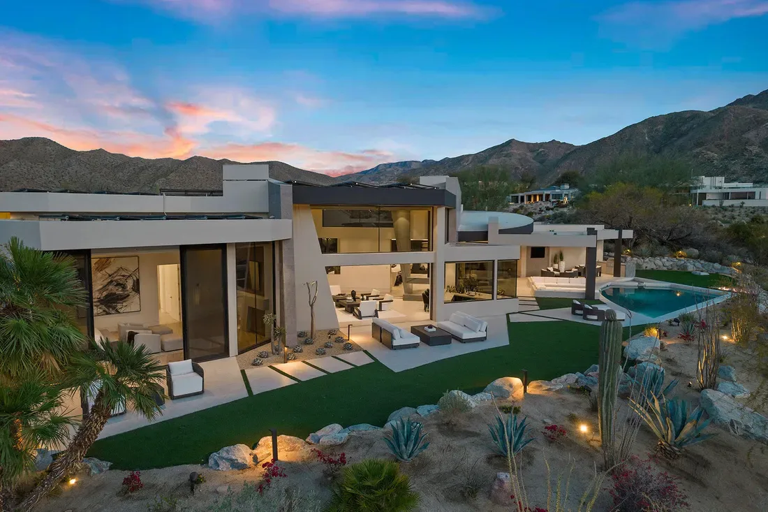 Single Family Residence In Palm Desert