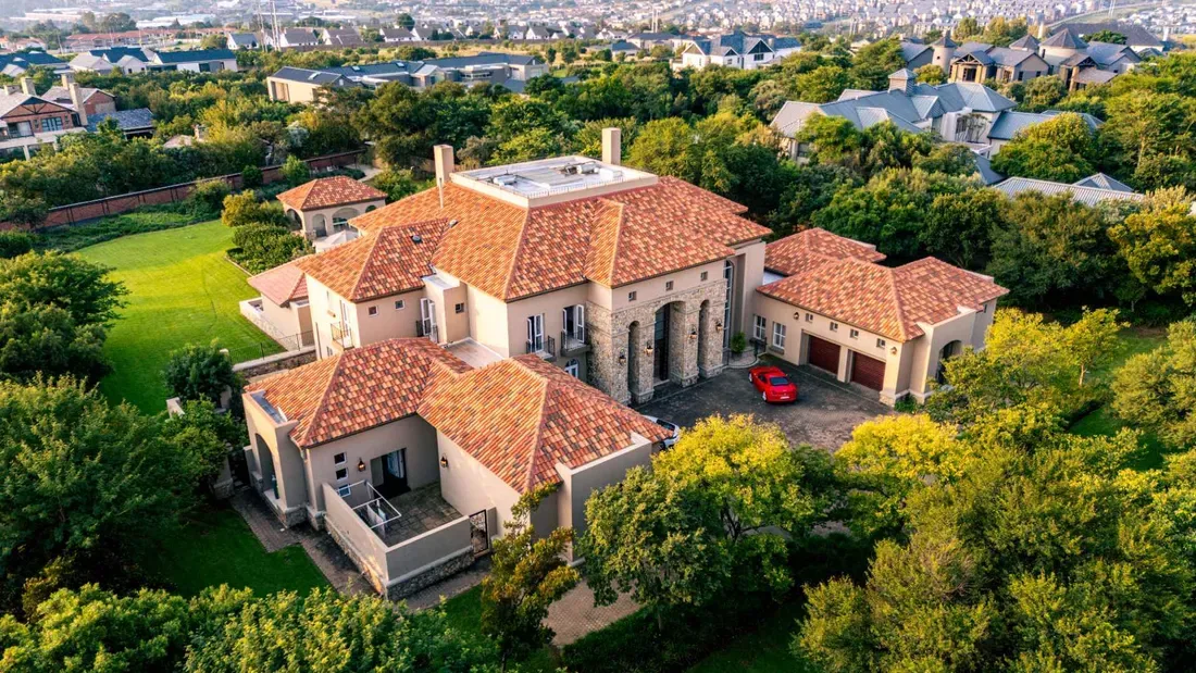An Architectural Masterpiece In The Heart Of Waterfall Equestrian Estate