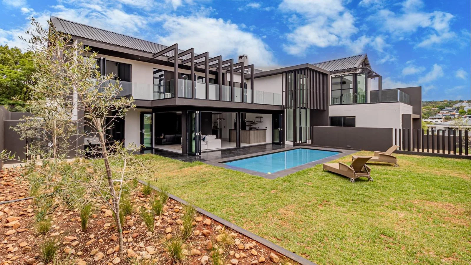 Perfect Blend of Modern Luxury and Homely Warmth
