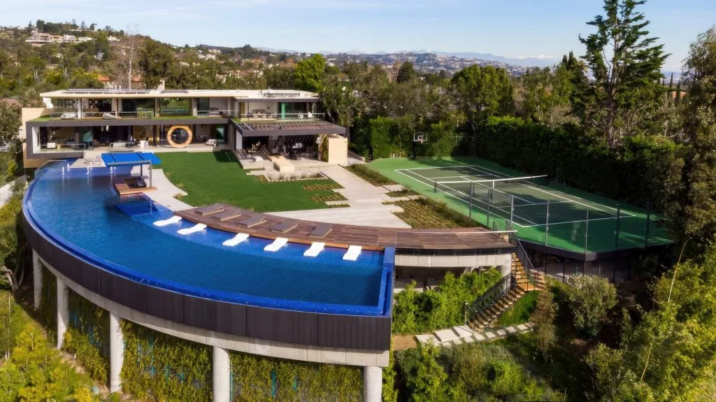 KeyPrice Ultra Elite Collection: Bentley Residence
