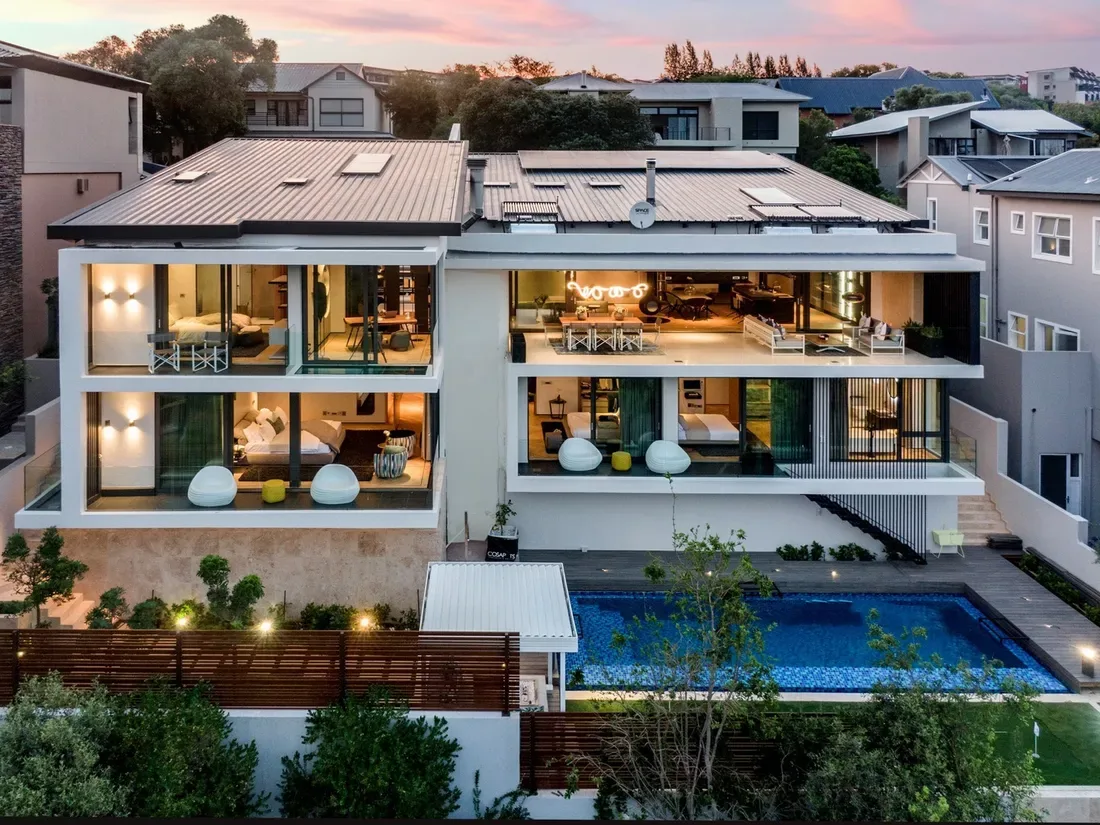 Authentic and luxurious living in Helderfontein Estate! 🇿🇦