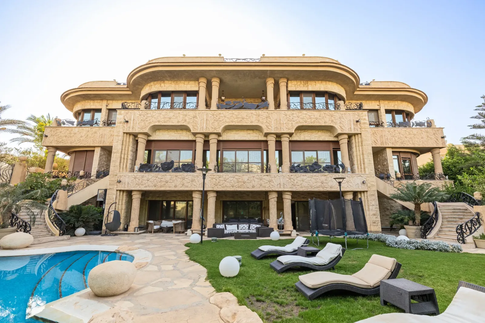 KeyPrice Ultra Elite Collection 🇪🇬 Gaudí-Inspired Palace | Al Narges