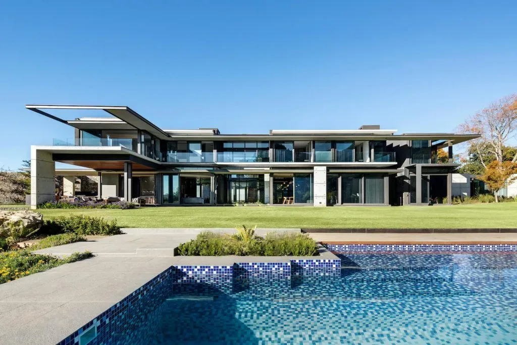 KeyPrice Investment+ 🇿🇦 Constantia Villa Killimani